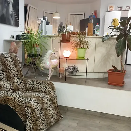 Mes 5 Bijoux アパートホテル 4*